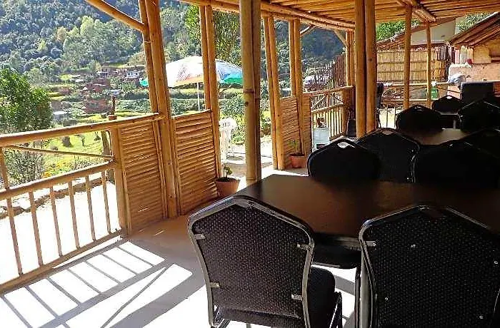 Solid Rock - And Restaurant 3*