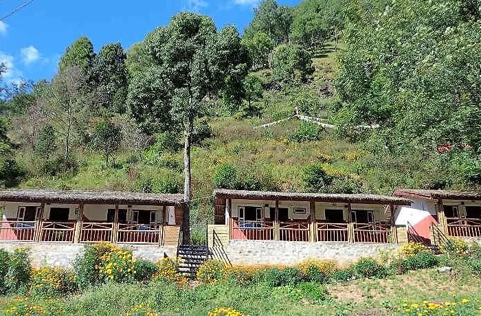 Hotel Solid Rock - And Restaurant